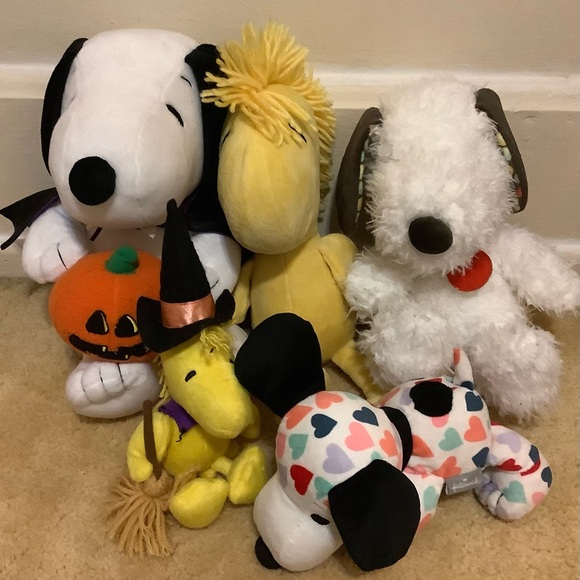 Snoopy plush lot - Picture 1 of 3